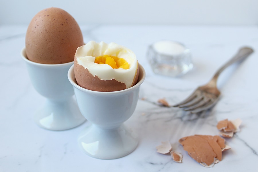Jak długo gotować jajka na twardo i miękko?